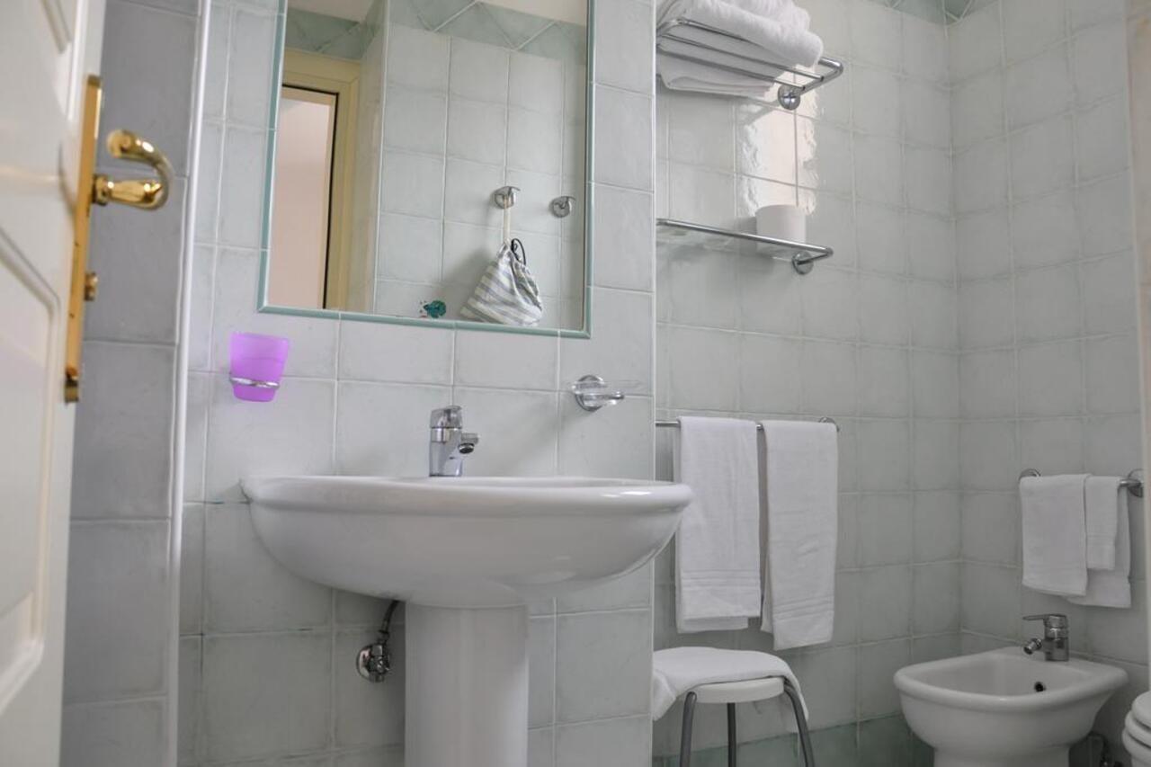 Hotel La Marticana Ischia Bagian luar foto