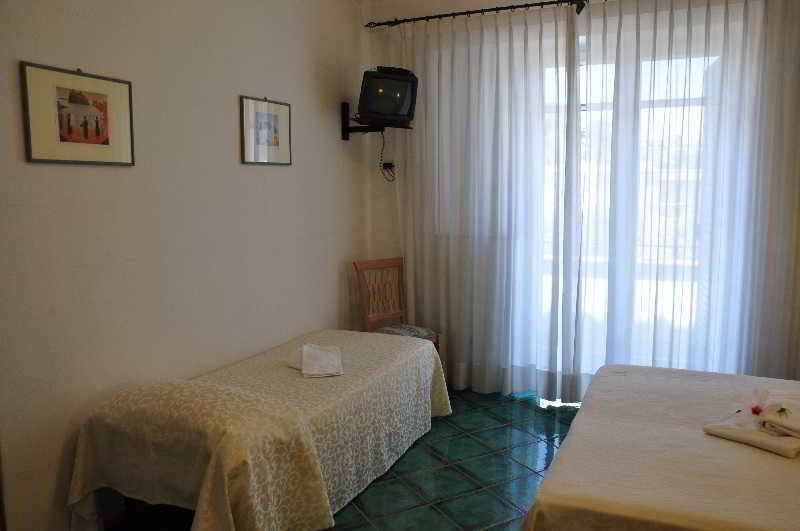 Hotel La Marticana Ischia Bagian luar foto