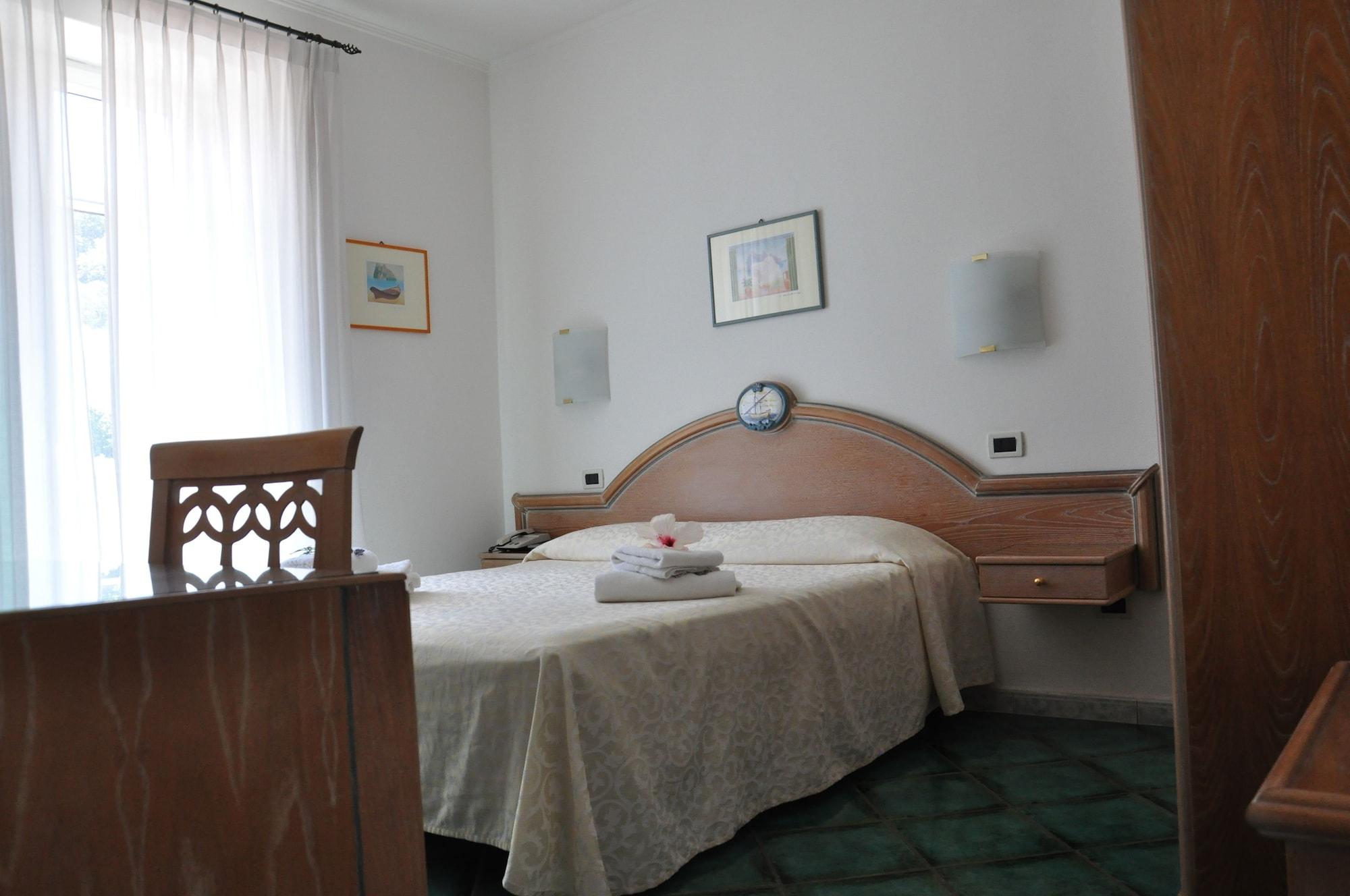 Hotel La Marticana Ischia Bagian luar foto