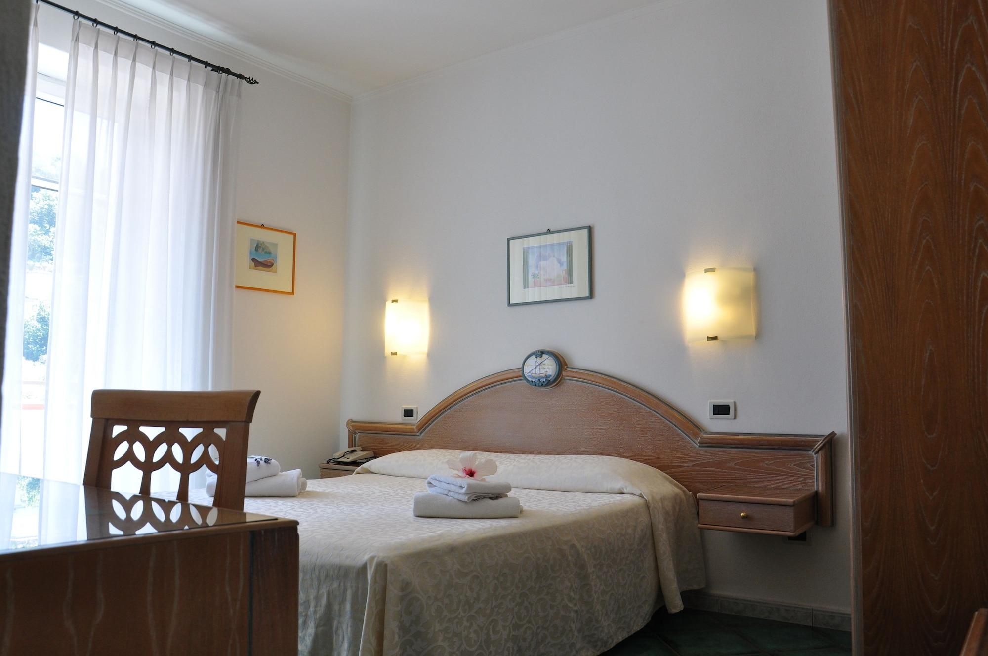 Hotel La Marticana Ischia Bagian luar foto